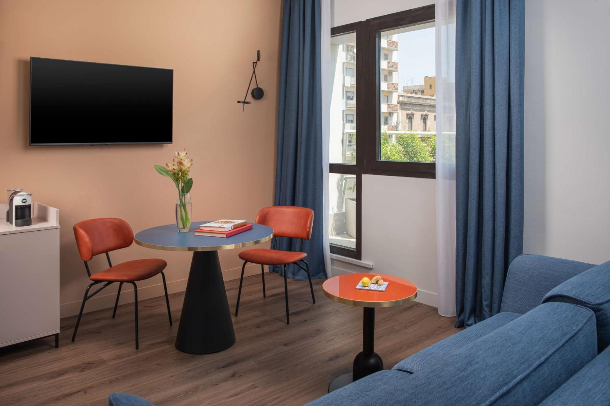 Hotel NH Catania Centro Esterno foto